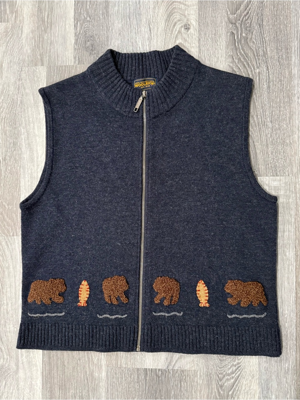 Vintage 90’s Woolrich Women's 100% Wool Vest Bear & Fish Embroidered Zip Front L